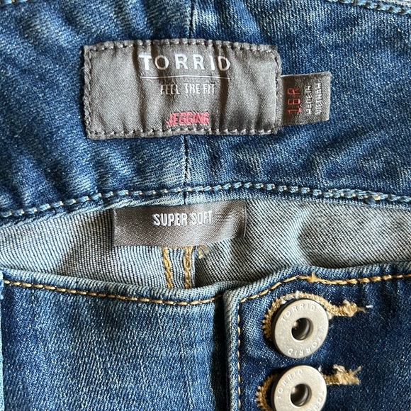 Torrid Super Soft Jegging Skinny Jeans - Picture 3 of 7